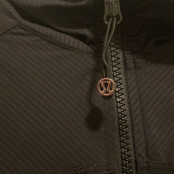 Lululemon Black Workout Jacket - Picture 2 of 3